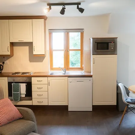 Burren Court Apartment *