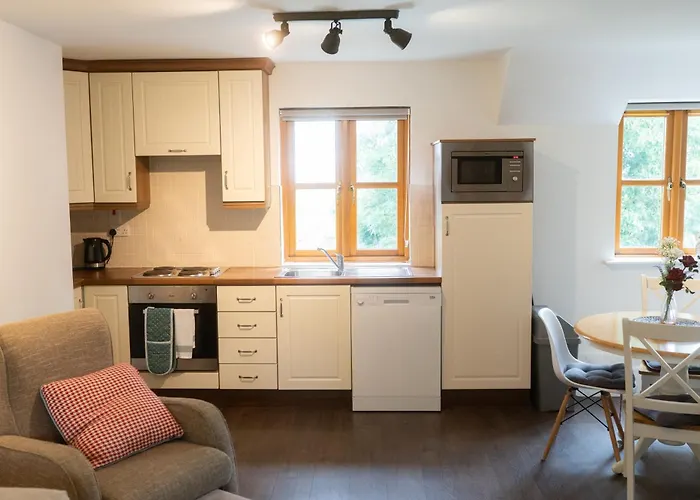 Burren Court Homes Apartment *