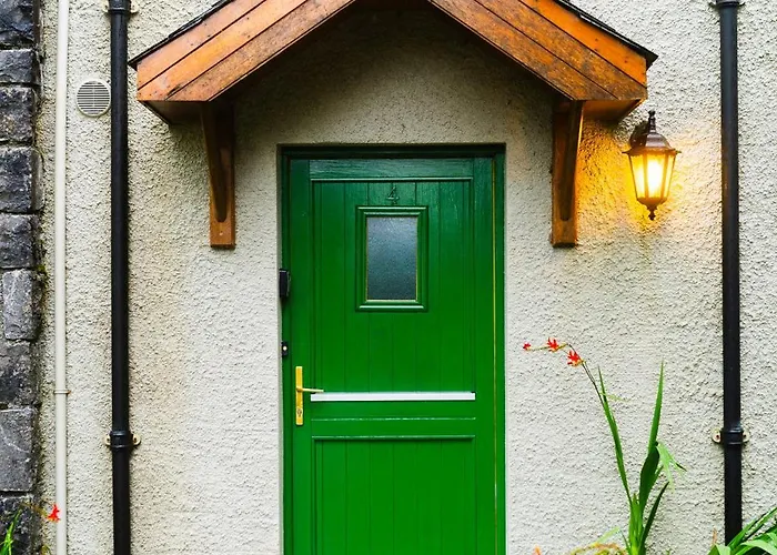 Burren Court Homes Apartment
